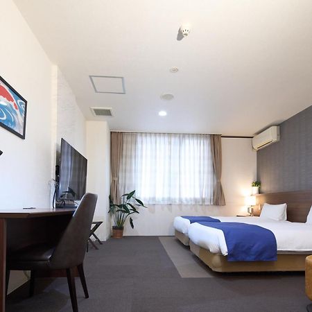 Hotel Tohkai Ацуги Экстерьер фото