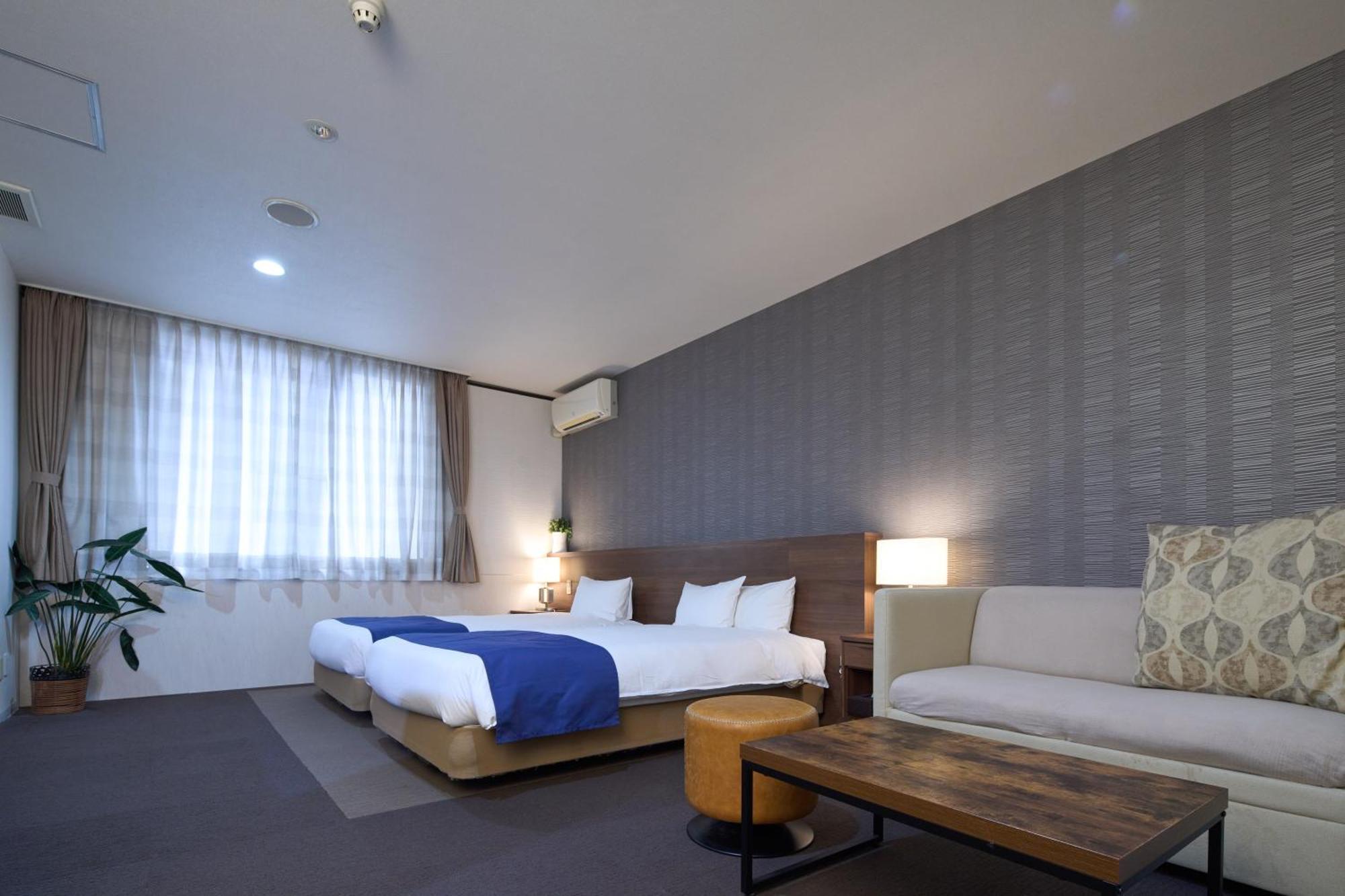 Hotel Tohkai Ацуги Экстерьер фото