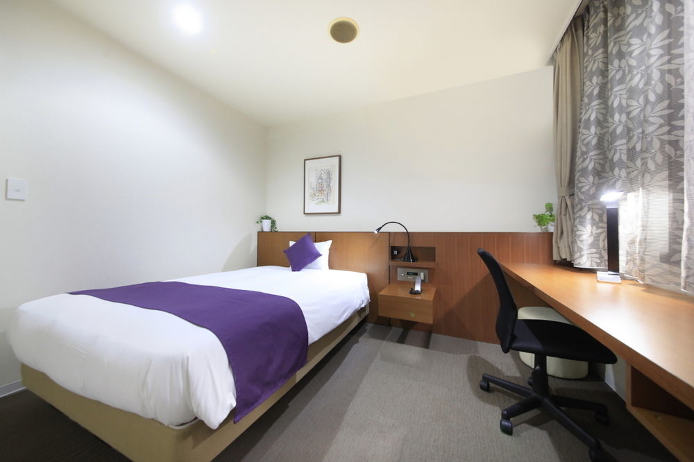 Hotel Tohkai Ацуги Экстерьер фото